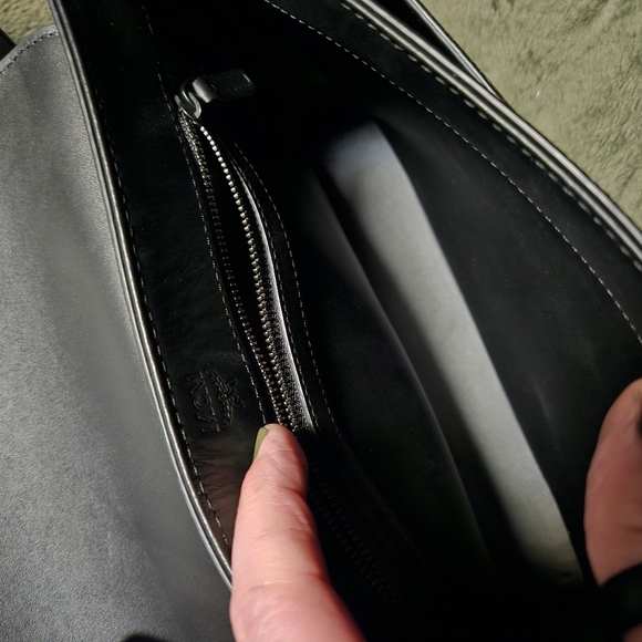 MCM Klassic Messenger - Picture 10 of 11